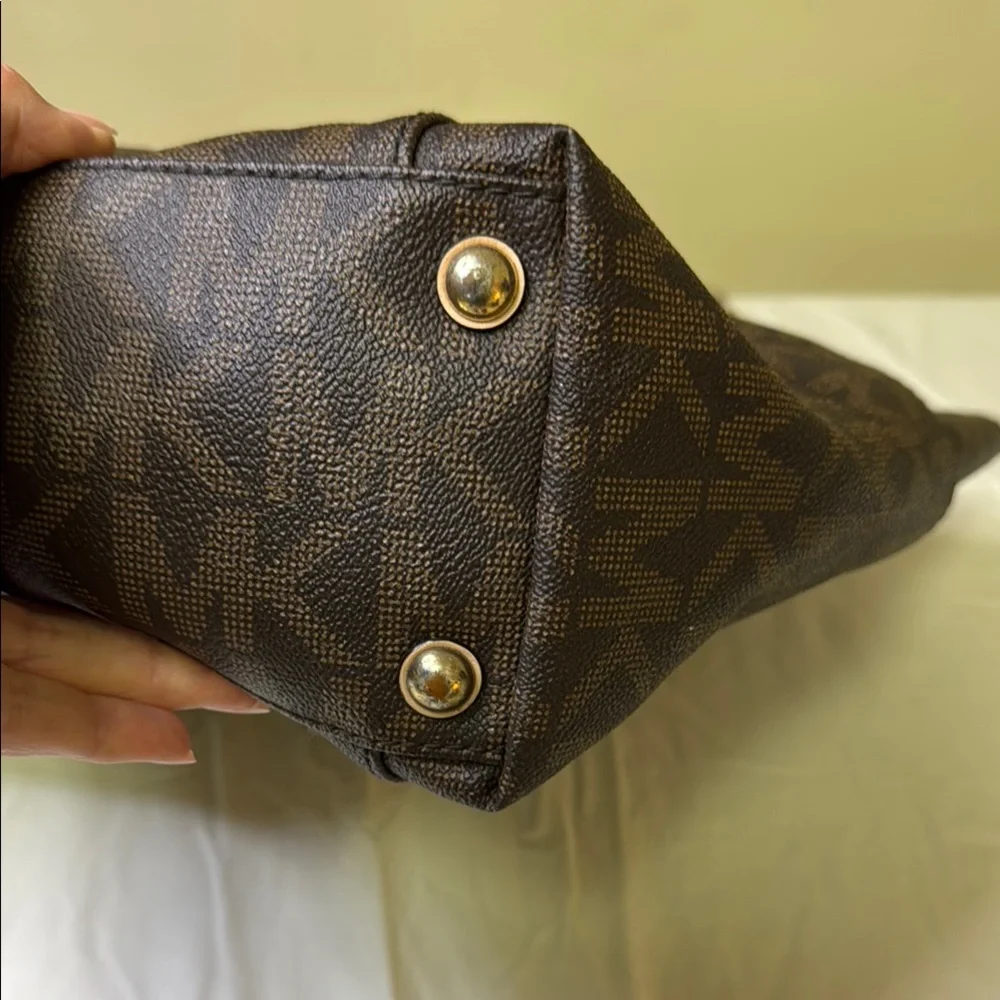 Michael Kors Jet‎ Set Travel Tote w/ Hummingbird Charm – Brown MK Monogram